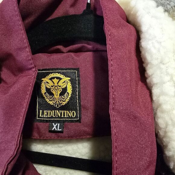 LEDUNTINO “Find Your Own Way” Red Faux Fur Hood Winter Coat Mens Sz XL Layering - Picture 16 of 16